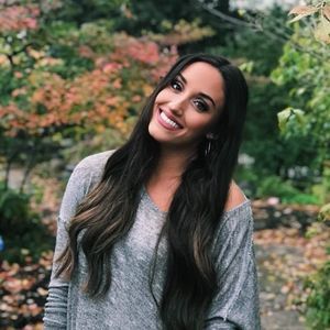 Meet your Posher, Abby